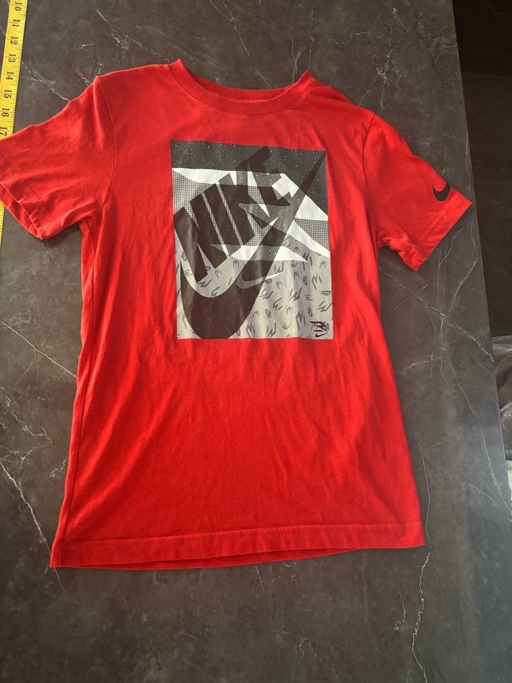 Nike Red Graphic Logo T-Shirt